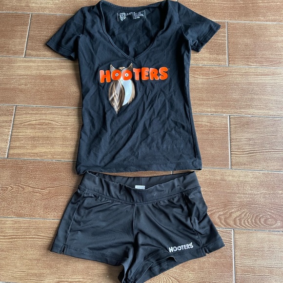 Hooters Other Hooters Halloween Costume Poshmark